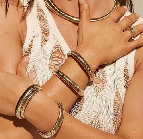Gold Bangles for Women – Chunky Stretch Bracelets Set, 18K Gold Plated - Image 2
